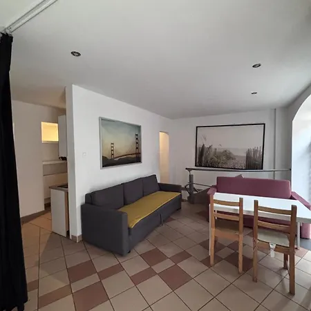 Loftline Spacious - Center I شقة
